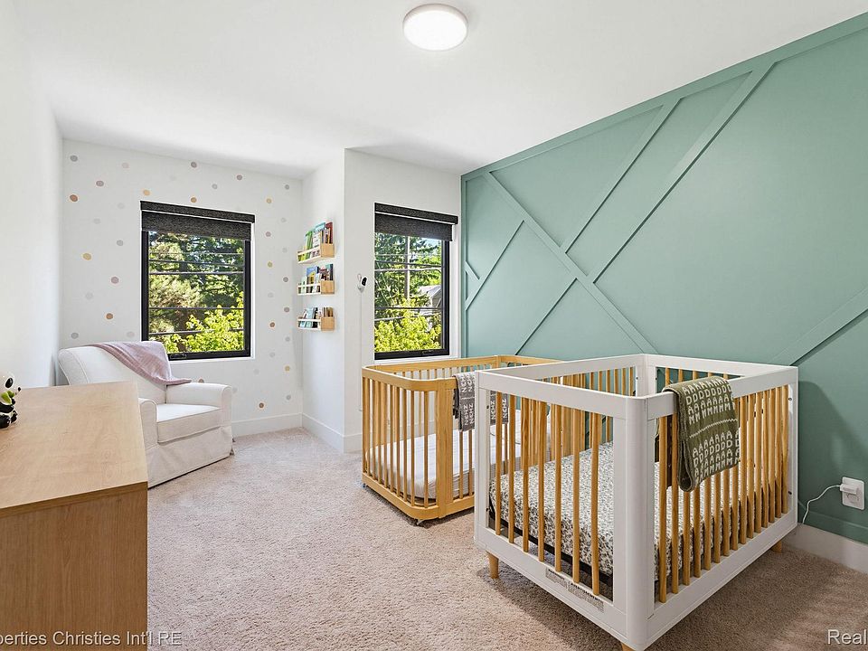 710 E Parent Ave, photo 21