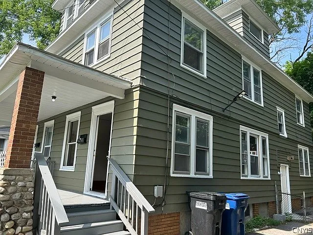 439 Valley Dr S #39 — Photo 2