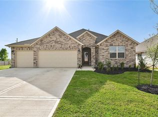 1904 Birdie Ct, Navasota, TX 77868