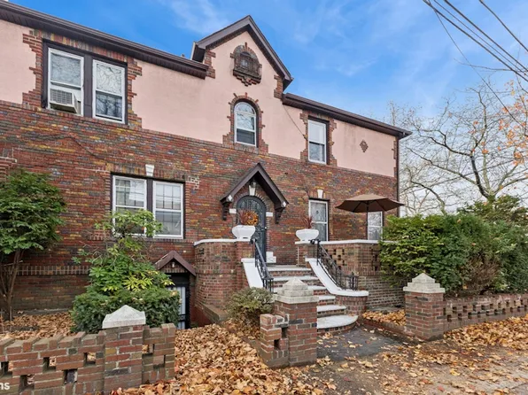 1702 East 28th Street image 4 of 16