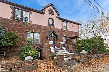 1702 East 28th Street  image 1 of 16