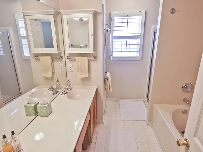 824 Autumn Rain Ln — Photo 7