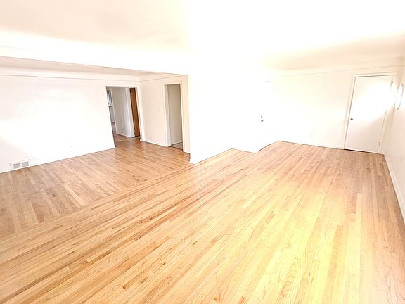 5th image of 20643 Stratford Rd