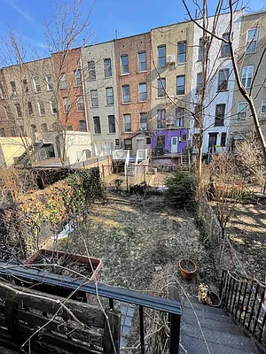 Rented by HH Property Management Services LLC | media 28