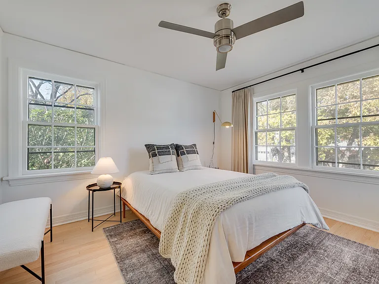 6511 Gaston Ave — Photo 20