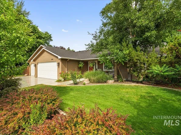 1460 N Santa Rosa Pl, Meridian, ID 83642
