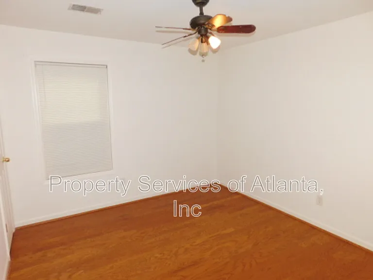 1710 Pine Rd — Photo 17