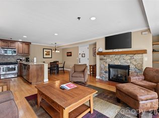 413 Bowling Park Rd, Asheville, NC 28803