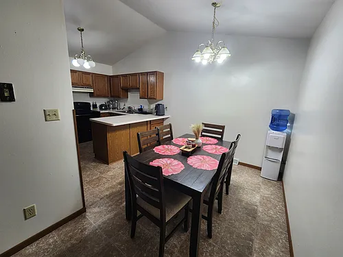 987 3rd St #987 Photo 1