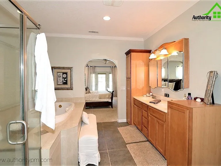 14270 Quail Springs Rd — Photo 29