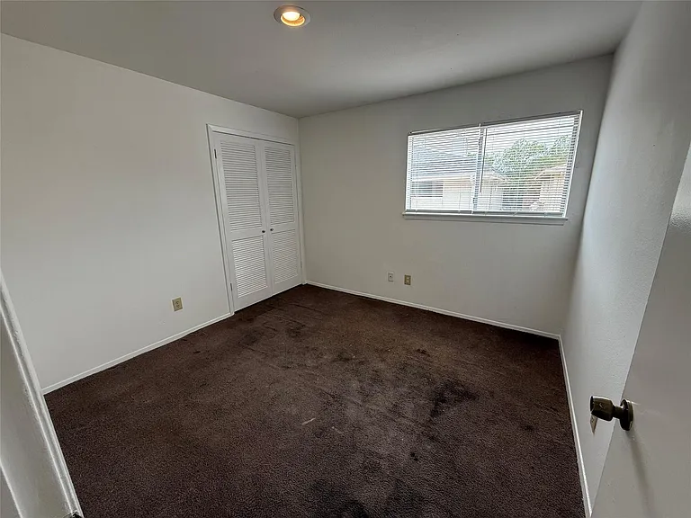 8048 Sands Point Dr #D — Photo 9