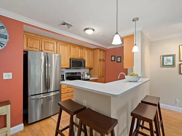 4 Forge Pond Unit C, Canton, MA 02021