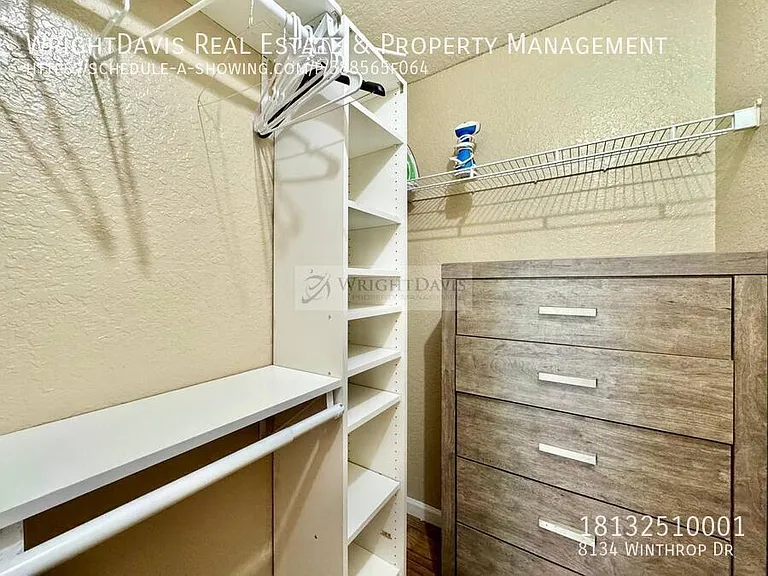8134 Winthrop Dr — Photo 31