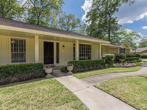 5th image of 1512 Robinhood Ln