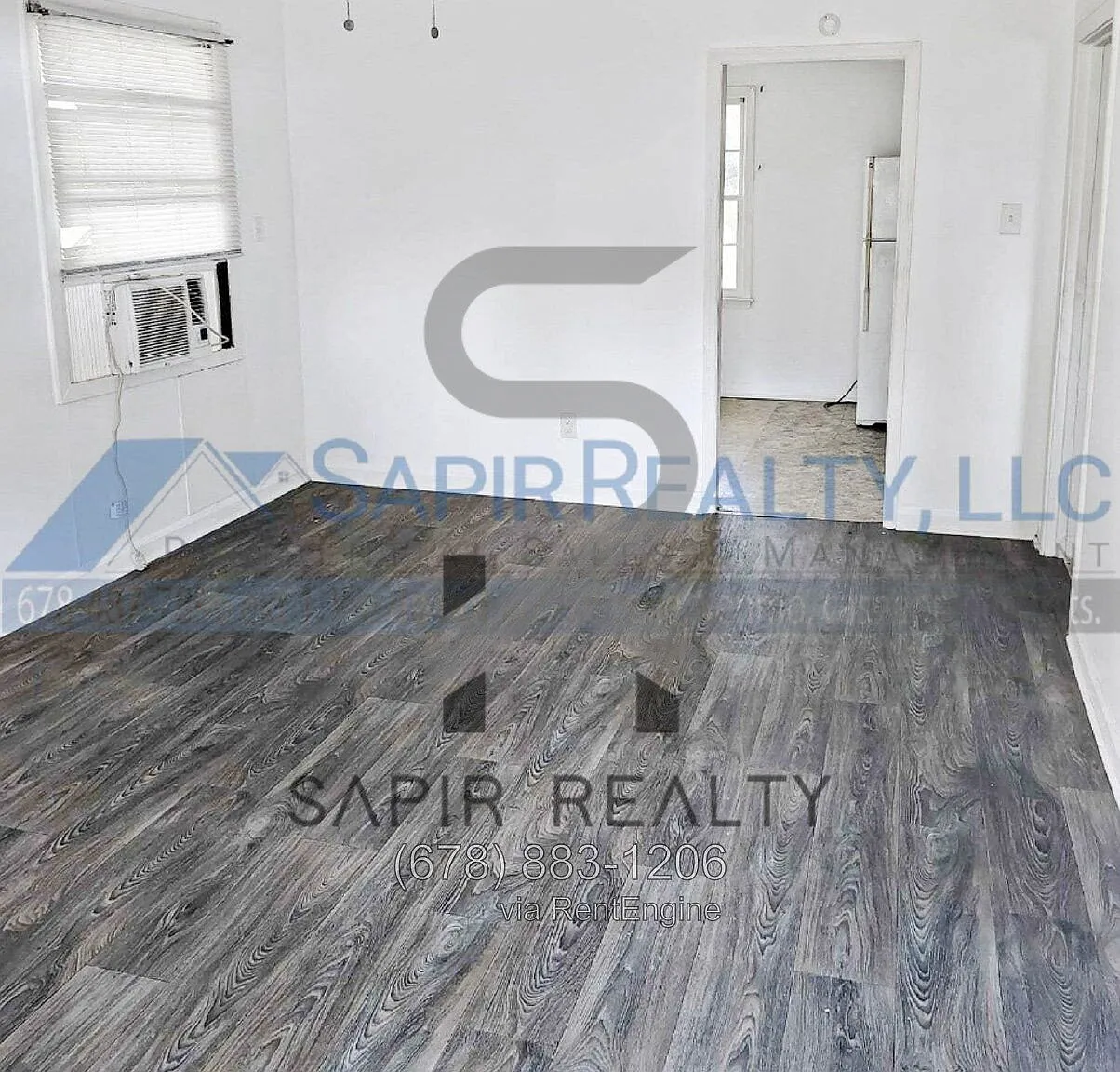 3 bed, 1.0 bath, 981 sqft, $1,000 — Photo 3