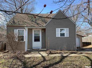 313 S Highland Ave, Creve Coeur, IL