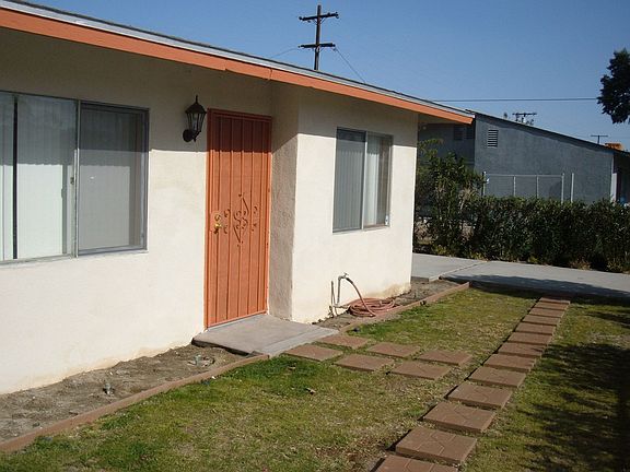 Front yard and entrance