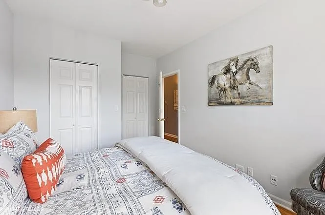 4825 N Fairfield Ave #1 — Photo 14
