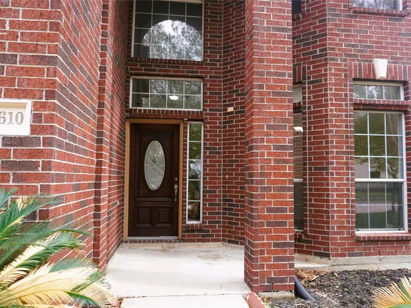 10610 Lyndon Meadows Dr, Houston, TX 77095