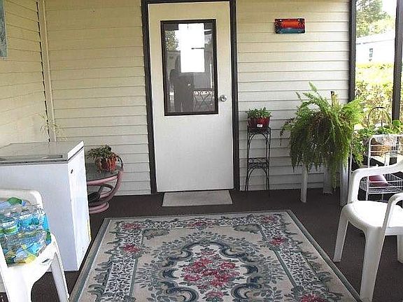 2nd image of 1726 Sugar Pine Ave