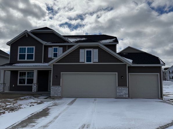 2880 Wildflower Ln SE