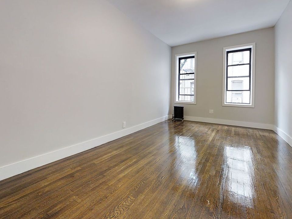 2nd image of 1114 Gerard Ave APT 51