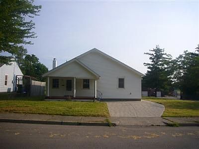 1st image of 953 Highridge Ave