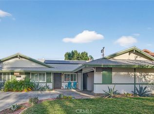 1055 Roosevelt Rd, Redlands, CA 92374