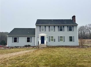 45 Pleasant View Dr, Hope Valley, RI 02832
