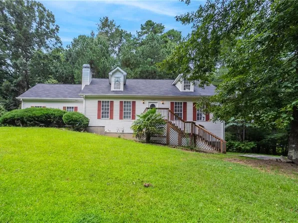 1286 Regal Heights Dr, Lithonia, GA 30058