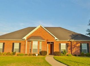 59 Hannah Cir, Wake Village, TX 75501