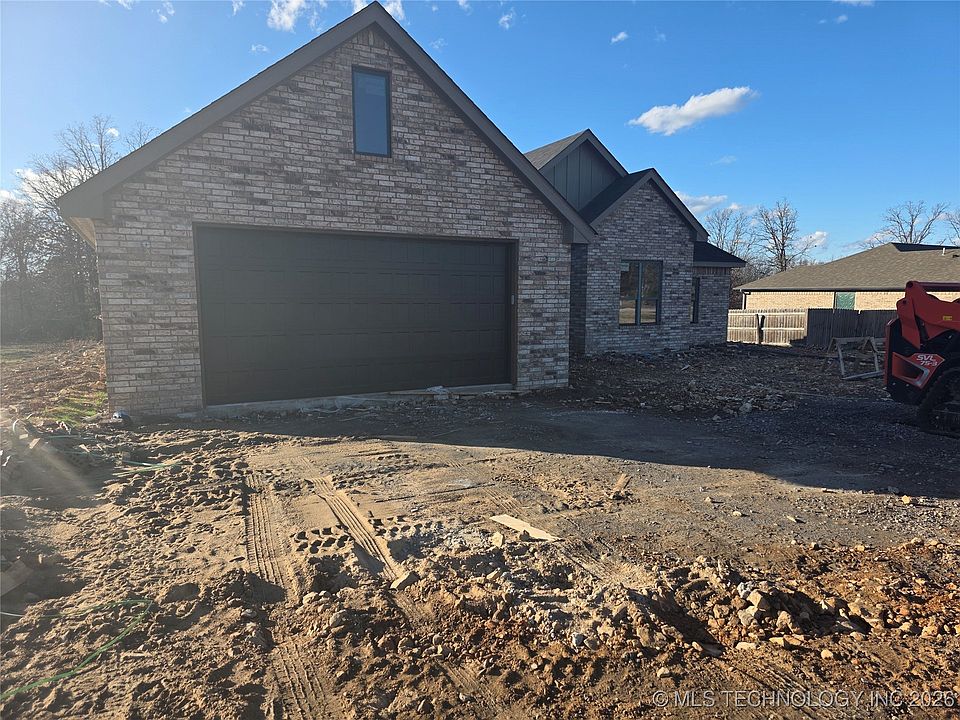 1st image of 16399 N 573rd Rd