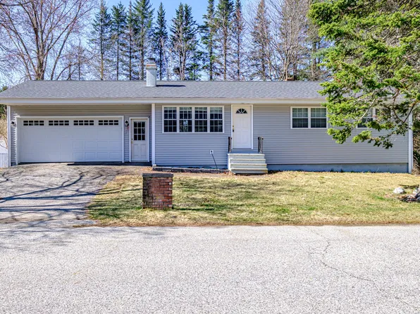 4 Sheffield Avenue, Lewiston, ME 04240
