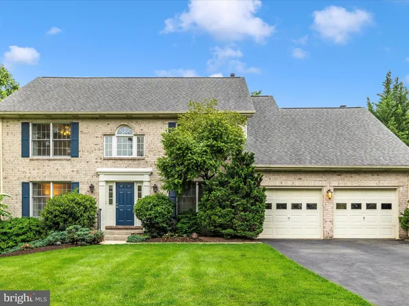 6695 Springhill Dr, Frederick, MD 21702