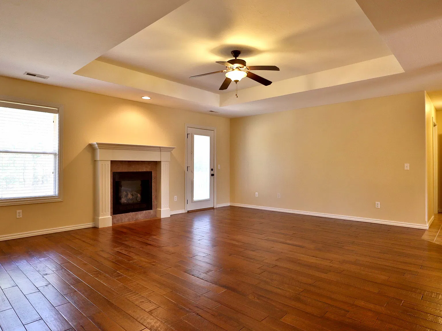 3 bed, 1600 sqft, $1,795 — Photo 4