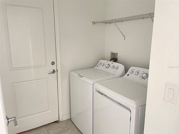 4th image of 4303 Sunny St
