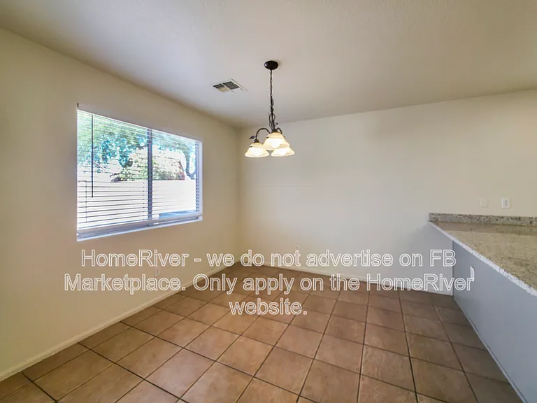 42706 W Hillman Dr — Photo 6