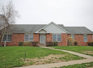 7021 Piper Glen Dr, Springfield, IL 62711