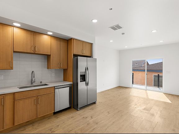5th image of 6760 S Elman St #3
