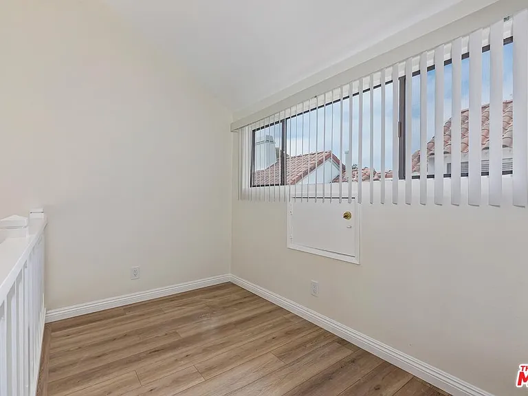 1508 Berkeley St #B — Photo 23