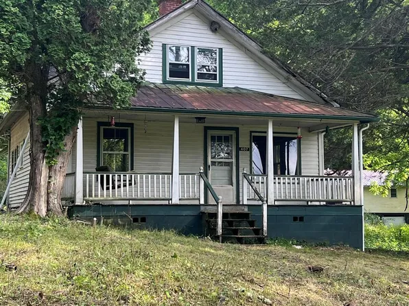 407 Terrell Dr, Bakersville, NC 28705