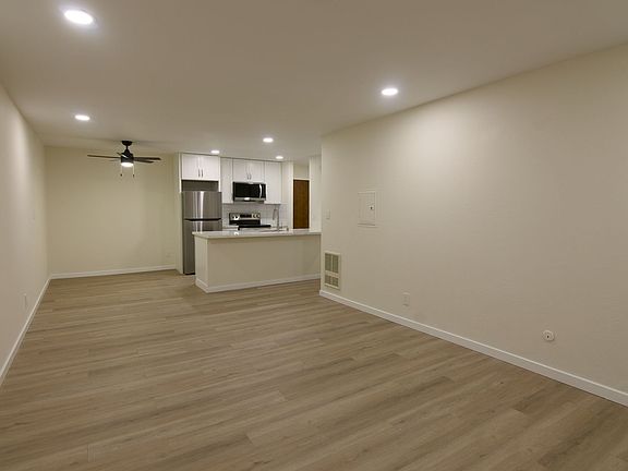 5th image of 765 Rand Ave #103