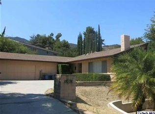 925 Chudleigh Ln, Glendale, CA 91207