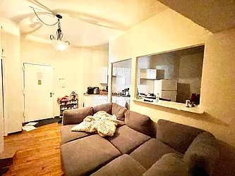 Rented by Century 21 Premier 