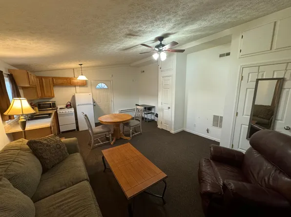10797 Huntington Rd #1, Gallipolis Ferry, WV 25515