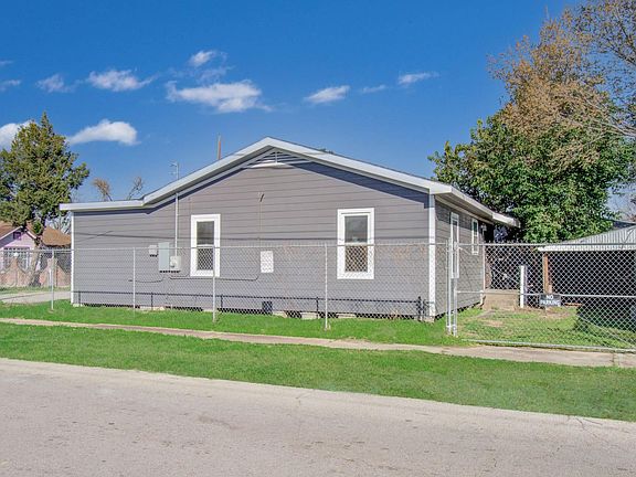 2nd image of 3802 Ranch St