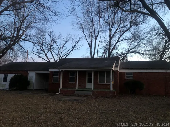 1004 SE 1st St, Pryor, OK 74361