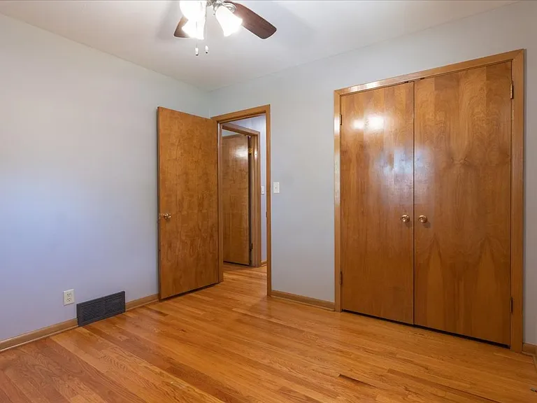 7221 Lexington Ave — Photo 21