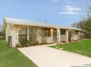 103 Amber Dr, Comfort, TX 78013