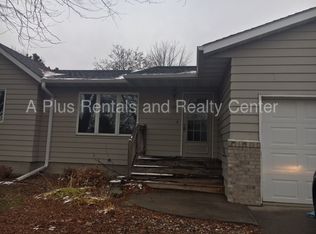 606 E 57th St, Sioux Falls, SD 57108